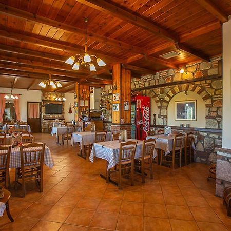 Guesthouse Moúcha 外观 照片